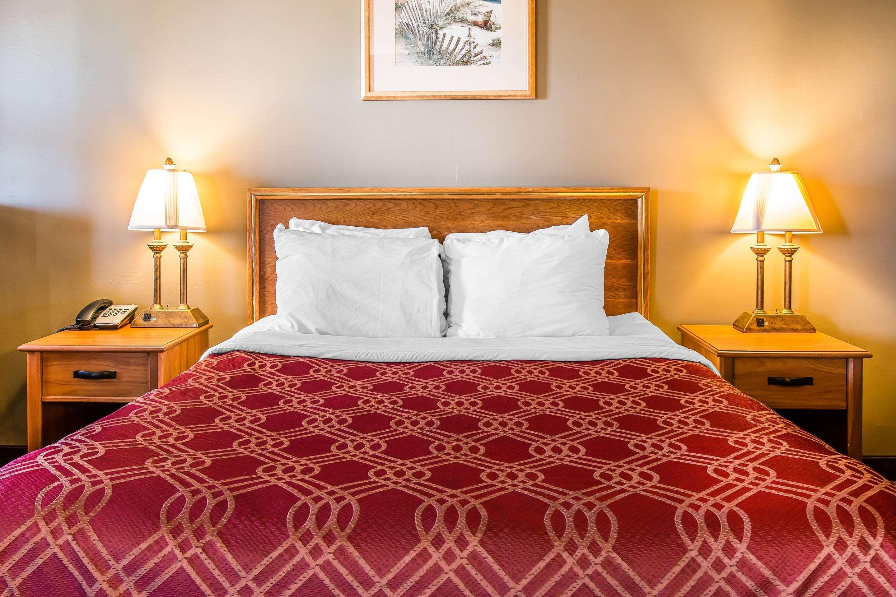 Econo Lodge Lakeview Marquette Eksteriør bilde