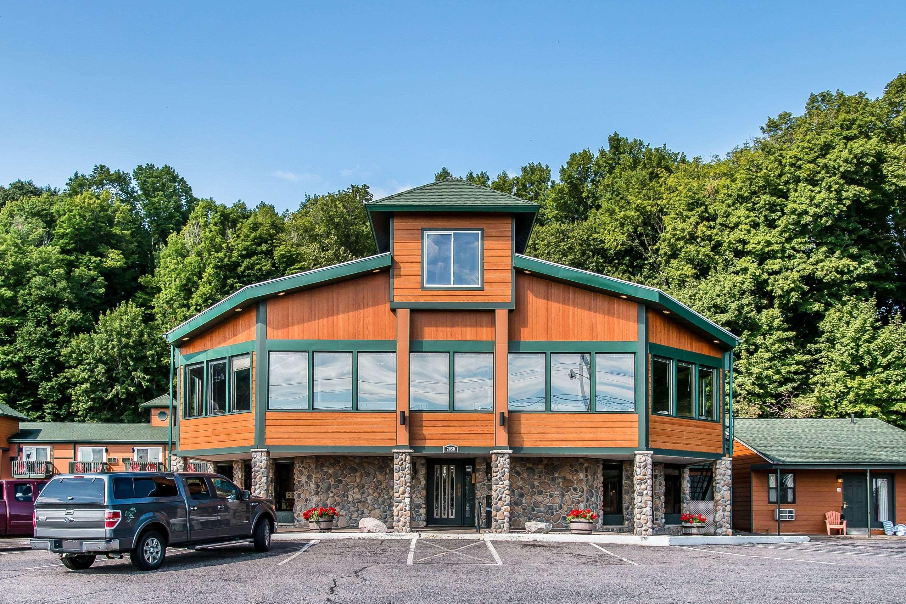 Econo Lodge Lakeview Marquette Eksteriør bilde