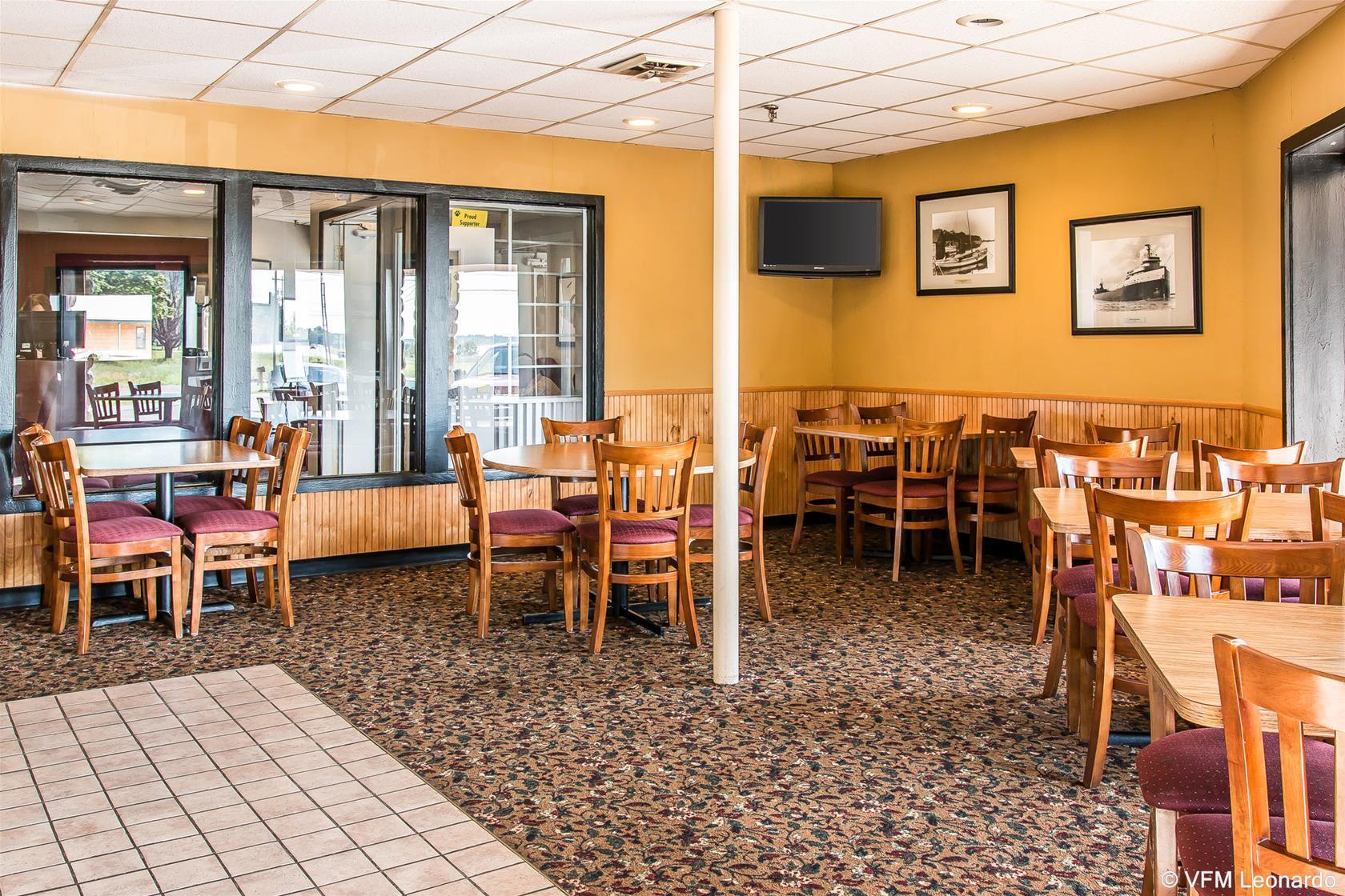 Econo Lodge Lakeview Marquette Eksteriør bilde