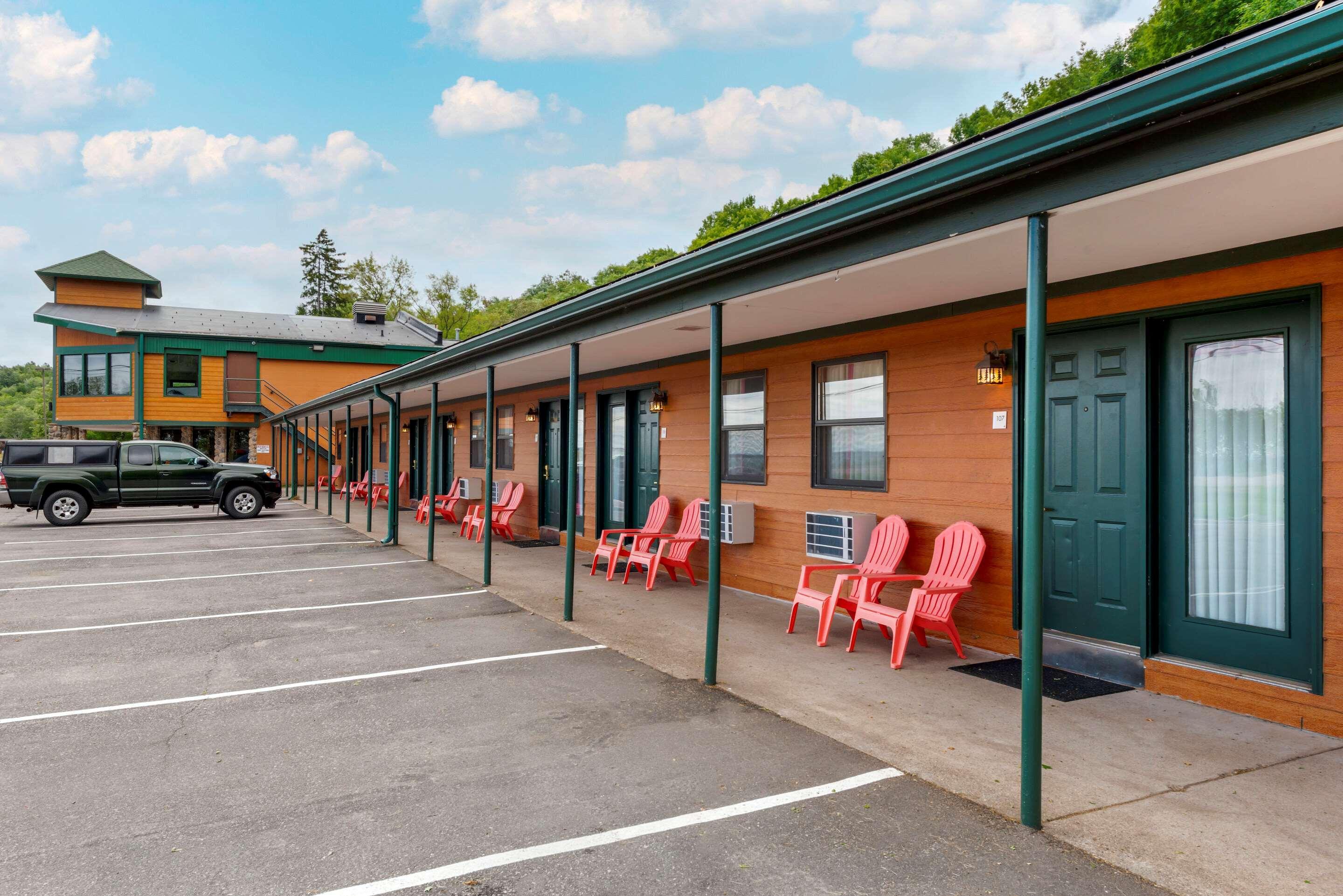 Econo Lodge Lakeview Marquette Eksteriør bilde